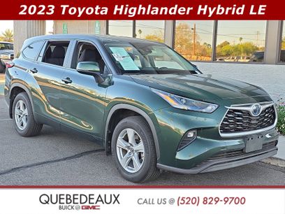 Used 2023 Toyota Highlander LE