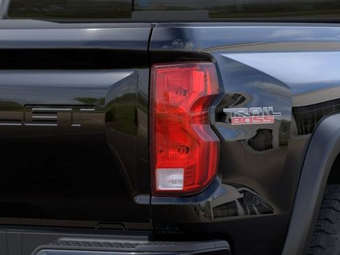 New 2026 Chevrolet Colorado Trail Boss AWD/4WD image 11