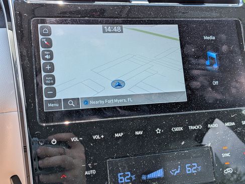 Used 2022 Hyundai Tucson Limited w/ Cargo Package FWD image 33
