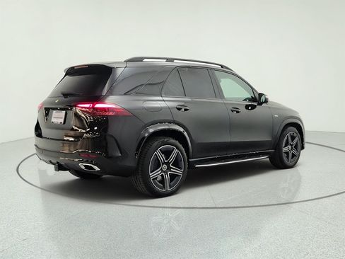 Used 2025 Mercedes-Benz GLE 450e 4MATIC image 5