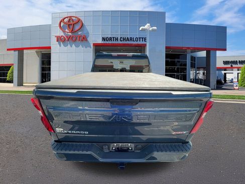 Used 2022 Chevrolet Silverado 1500 RST AWD/4WD image 7
