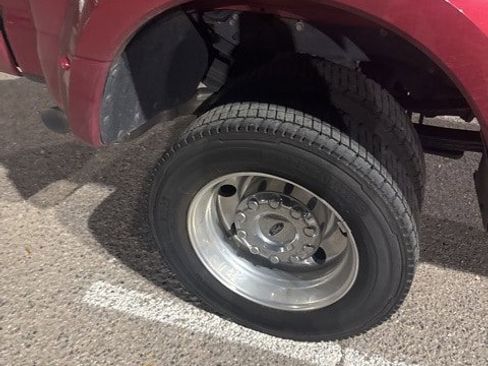 Used 2022 Ford F450 Platinum w/ FX4 Off-Road Package image 14