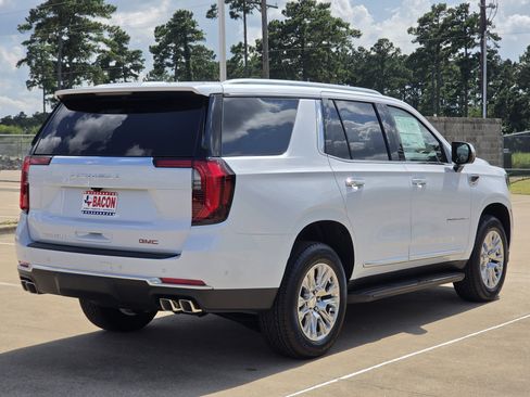 New 2026 GMC Yukon Denali RWD image 3