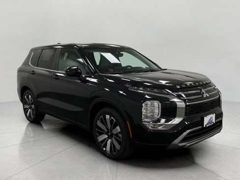 New 2026 Mitsubishi Outlander SE AWD/4WD image 1