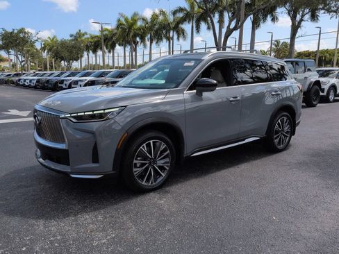 Used 2026 INFINITI QX60 Luxe w/ Cargo Package FWD image 8