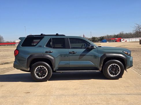 New 2026 Toyota 4Runner TRD Off-Road Premium image 7