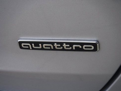 Used 2024 Audi A6 Premium Plus image 11