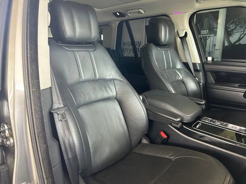 Used 2019 Land Rover Range Rover Supercharged AWD/4WD image 24