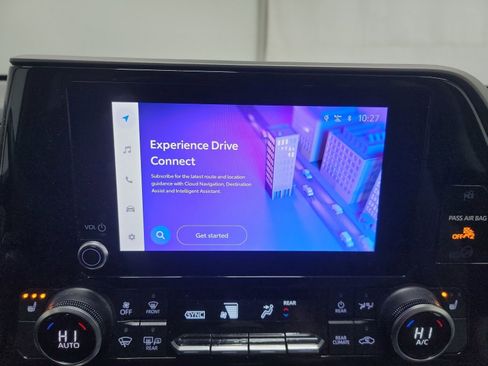 Used 2024 Toyota Highlander XLE image 22