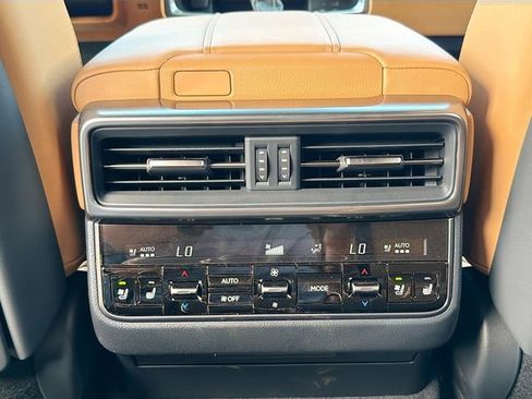 New 2026 Lexus LX 600 4WD w/ Luxury Package image 21