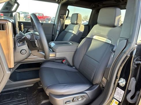 New 2025 GMC Hummer EV 2X image 25