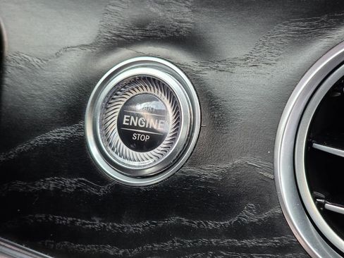 Used 2020 Mercedes-Benz E 350 Sedan image 33