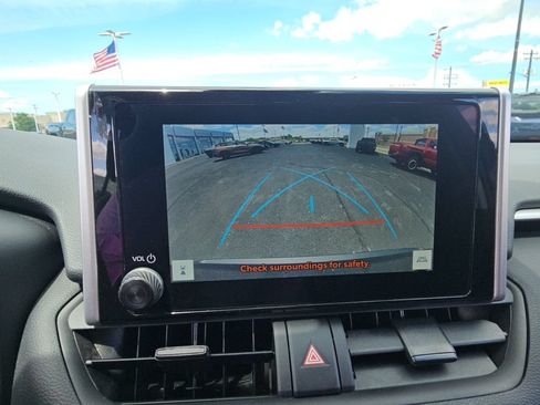 Certified 2025 Toyota RAV4 XLE AWD/4WD image 17