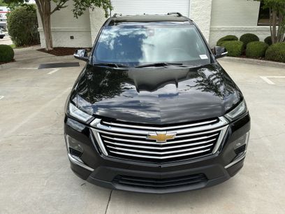 Used 2023 Chevrolet Traverse Premier w/ LPO, Floor Liner Package