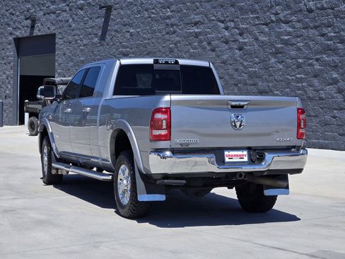 Used 2019 RAM 2500 Laramie AWD/4WD image 4