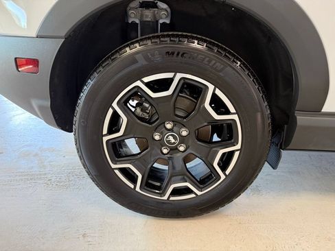 Certified 2025 Ford Bronco Sport Outer Banks w/ Outer Banks Tech Package+ AWD/4WD image 35