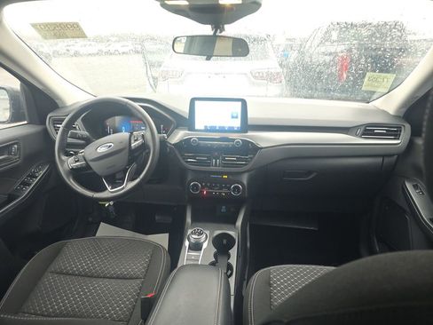 Used 2023 Ford Escape Active w/ Cold Weather Package image 5