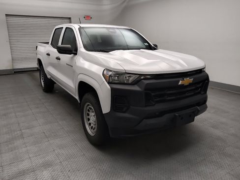 Used 2023 Chevrolet Colorado W/T image 13