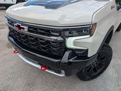 Used 2026 Chevrolet Silverado 1500 ZR2 AWD/4WD image 13
