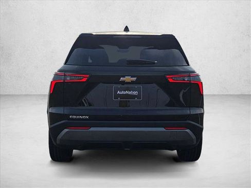 New 2026 Chevrolet Equinox LT w/ Safety and Technology Package image 8