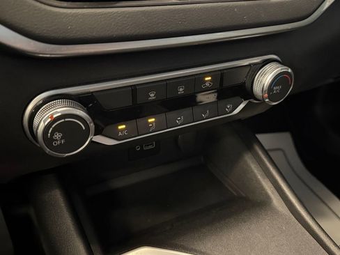 Used 2021 Nissan Altima 2.5 S FWD image 15