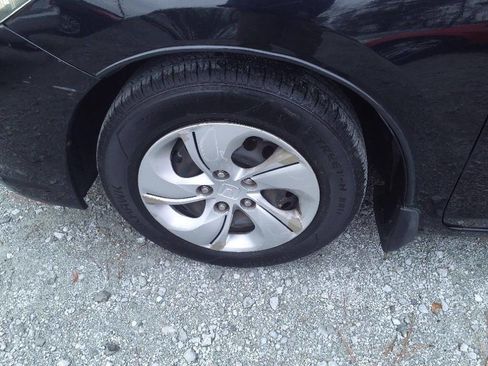 Used 2013 Honda Civic LX image 4