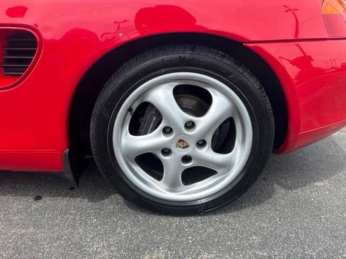 Used 2000 Porsche Boxster RWD image 12