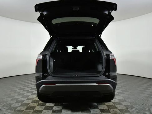 New 2026 Chevrolet Equinox LT w/ Safety and Technology Package AWD/4WD image 25