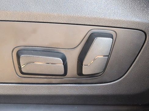 Used 2023 BMW X1 xDrive28i image 16