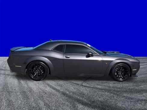 Used 2021 Dodge Challenger R/T Scat Pack RWD image 3