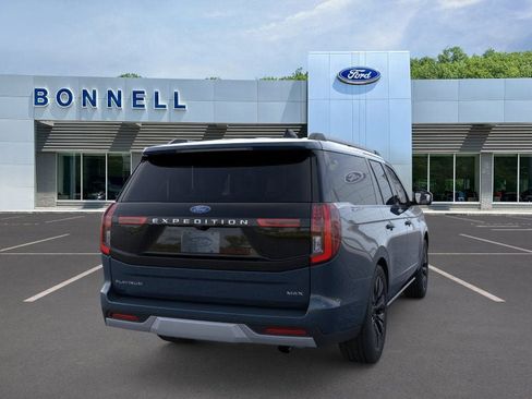 New 2025 Ford Expedition Max Platinum w/ Driver's Package image 8