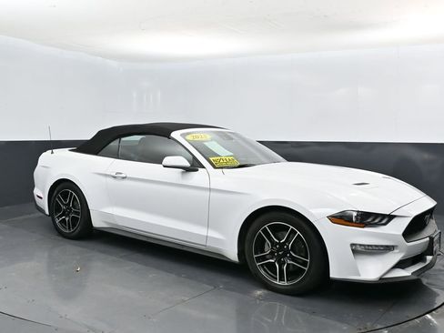 Used 2023 Ford Mustang Premium RWD image 7