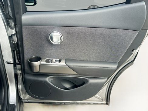 Used 2025 Genesis GV60 RWD image 32