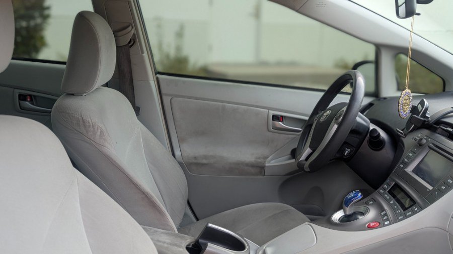 Used 2013 Toyota Prius Two FWD image 17