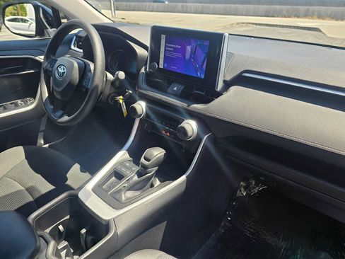 Used 2023 Toyota RAV4 LE FWD image 11