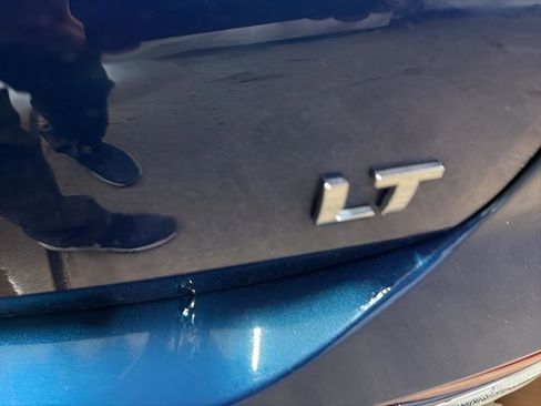 Used 2019 Chevrolet Equinox LT FWD image 9