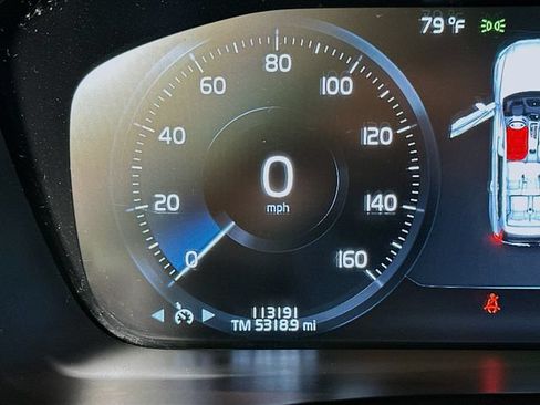 Used 2016 Volvo XC90 T6 Momentum AWD/4WD image 15