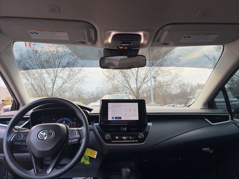 Used 2026 Toyota Corolla LE image 27