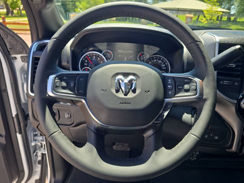 Used 2026 RAM 2500 Big Horn AWD/4WD image 16