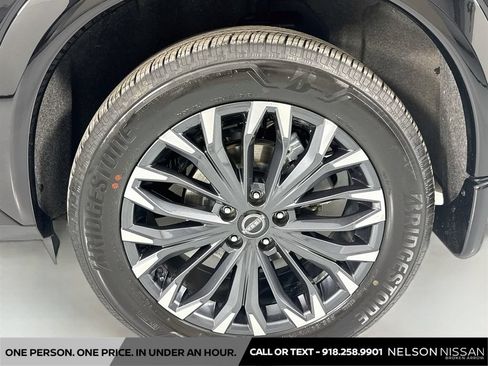 Certified 2026 Nissan Rogue Platinum w/ Platinum Premium Package AWD/4WD image 33