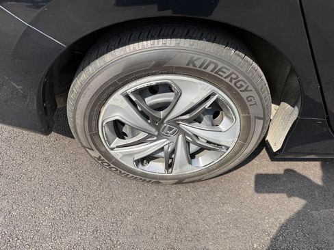 Used 2019 Honda Civic LX image 16