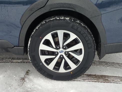 Used 2023 Subaru Outback Premium image 13