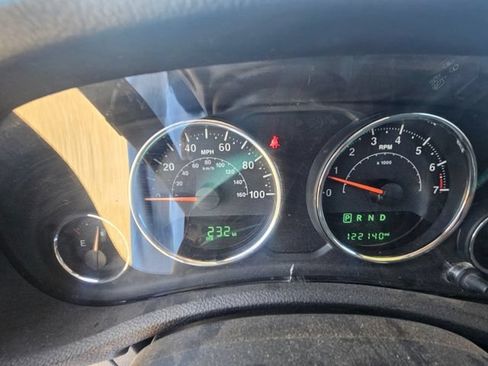 Used 2018 Jeep Wrangler Unlimited Sahara AWD/4WD image 10