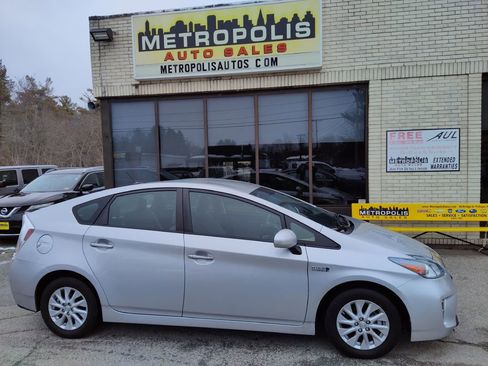 Used 2014 Toyota Prius Prime Plug-In Hybrid image 1