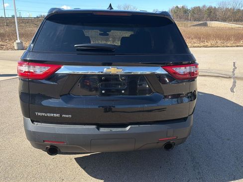 Used 2019 Chevrolet Traverse LS image 4