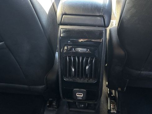 Used 2025 Jeep Compass Limited AWD/4WD image 23
