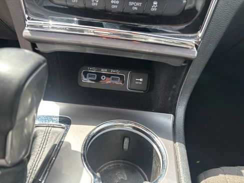 Used 2021 Jeep Grand Cherokee Freedom Edition RWD image 24