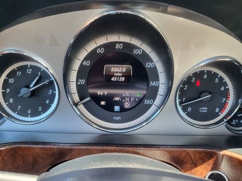 Used 2013 Mercedes-Benz E 350 Sedan image 29