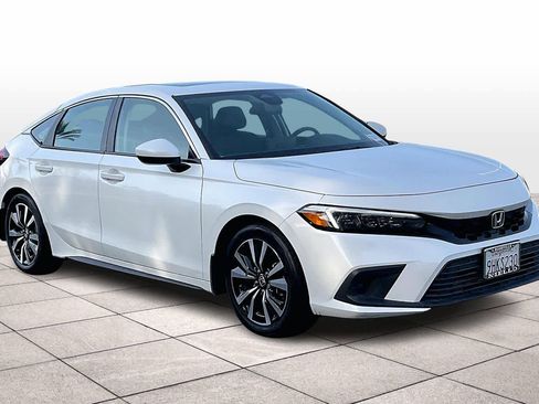 Used 2023 Honda Civic EX-L image 2