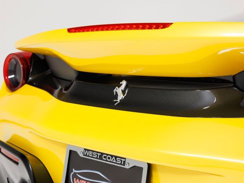 Used 2020 Ferrari 488 Pista Coupe RWD image 67